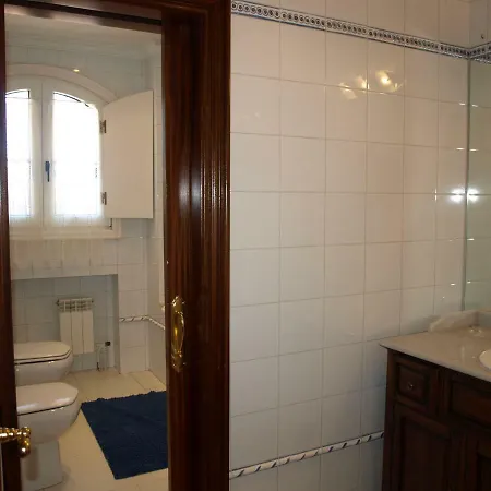 Lasaileku Nyaraló *